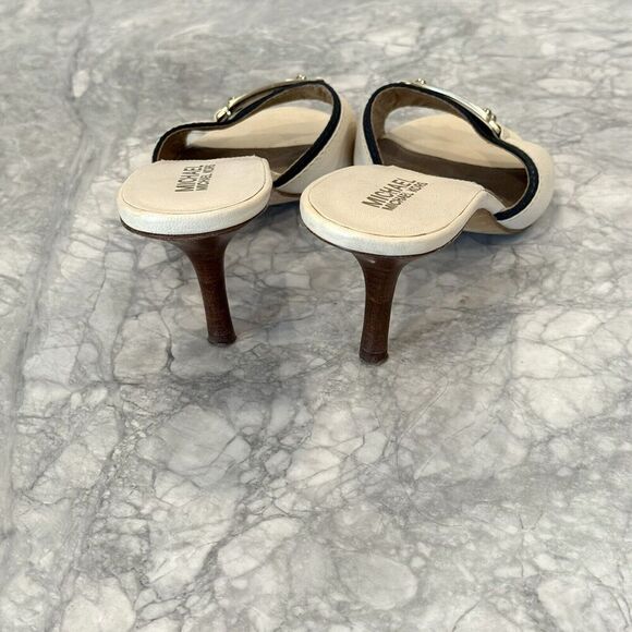 MICHAEL KORS Womens White Leather Silver Plate Open Toe Mules Shoes Heels 7.5 - Picture 3 of 4